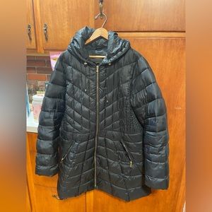Packable Puffer Jacket Plus size